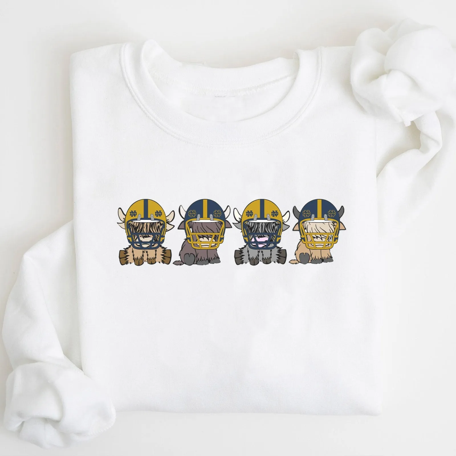 Notre Dame Fighting Irish Football Highland Cow Football Team Football Lovers Gift Unisex Crewneck Hoodie Sweatshirt