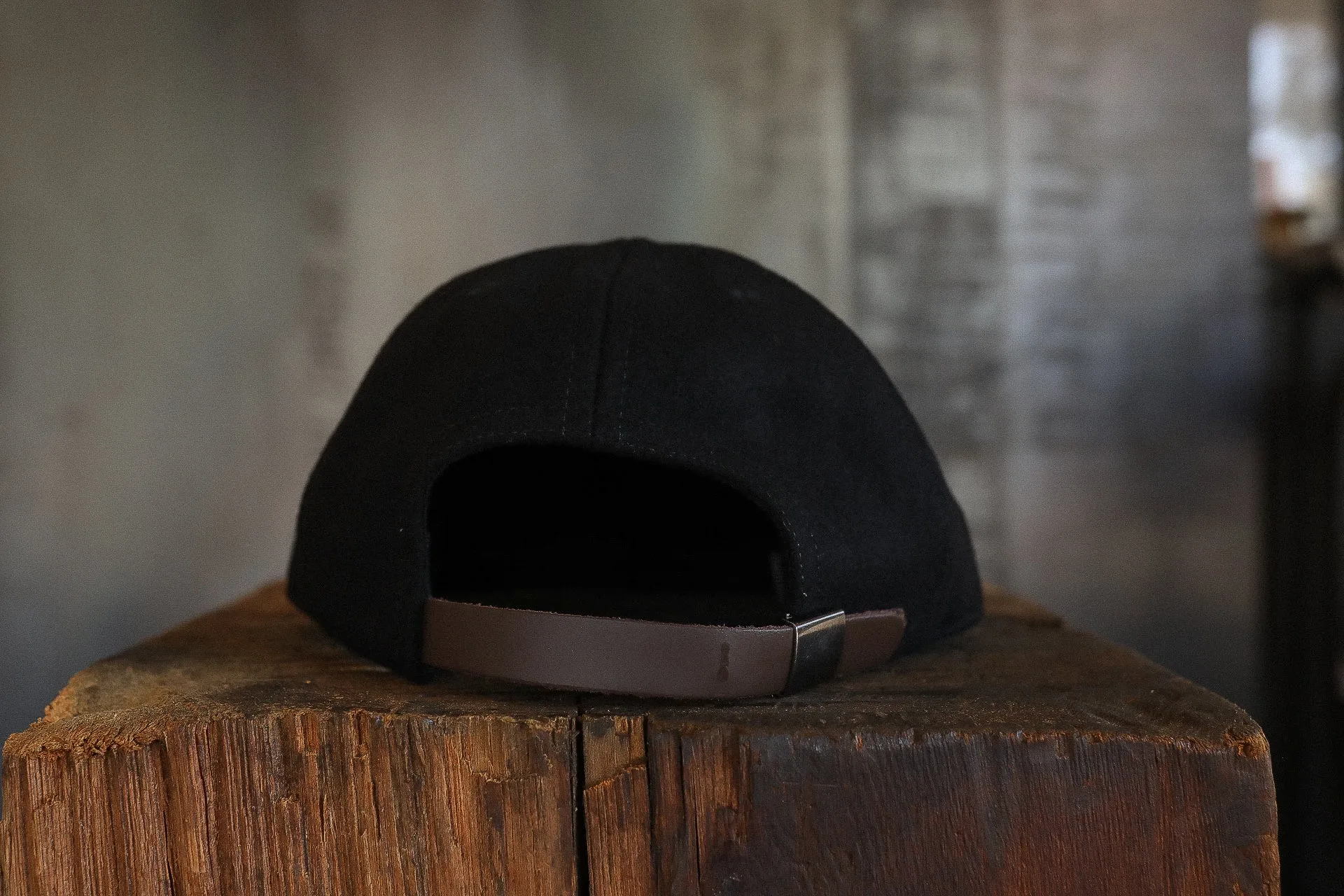 Vintage Unstructured Hainsworth Wool Cap- Anvil/Black